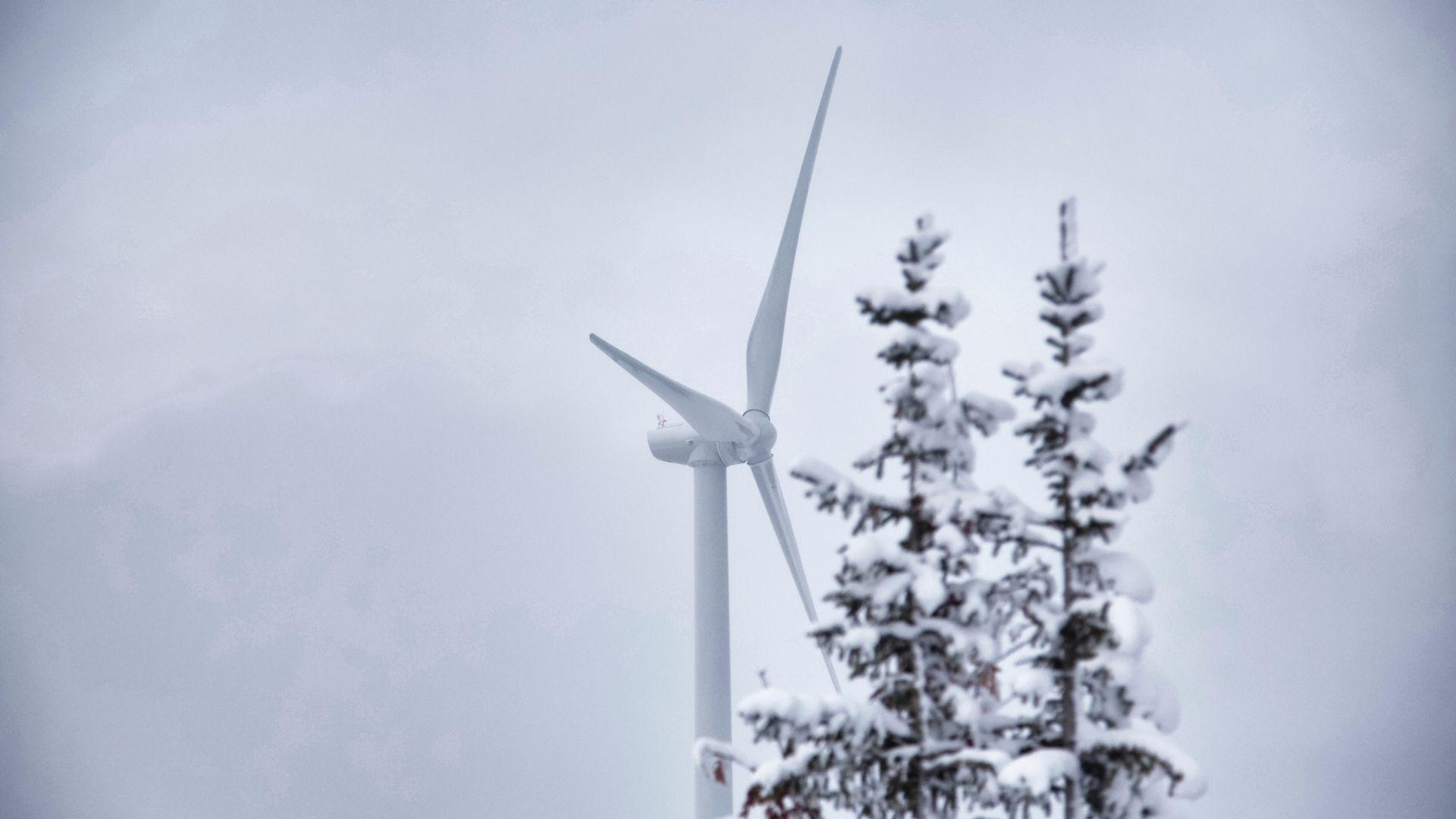 Iced rotor blades in winter.